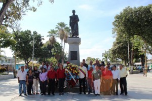 Alcalde de San Joaquín acompañado de sus tren direccional en los actos del 4F